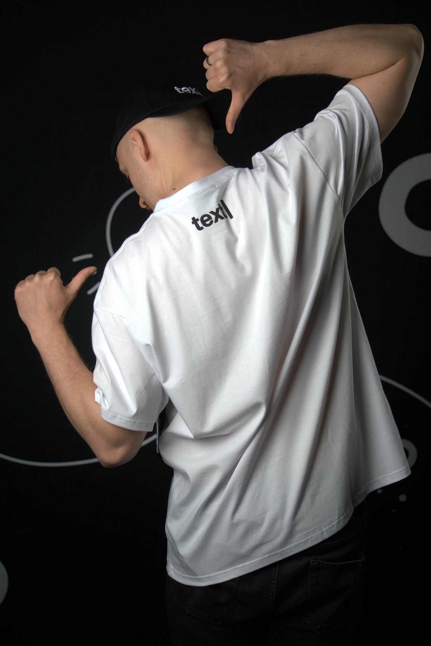 text| T-shirt | Unisex | white