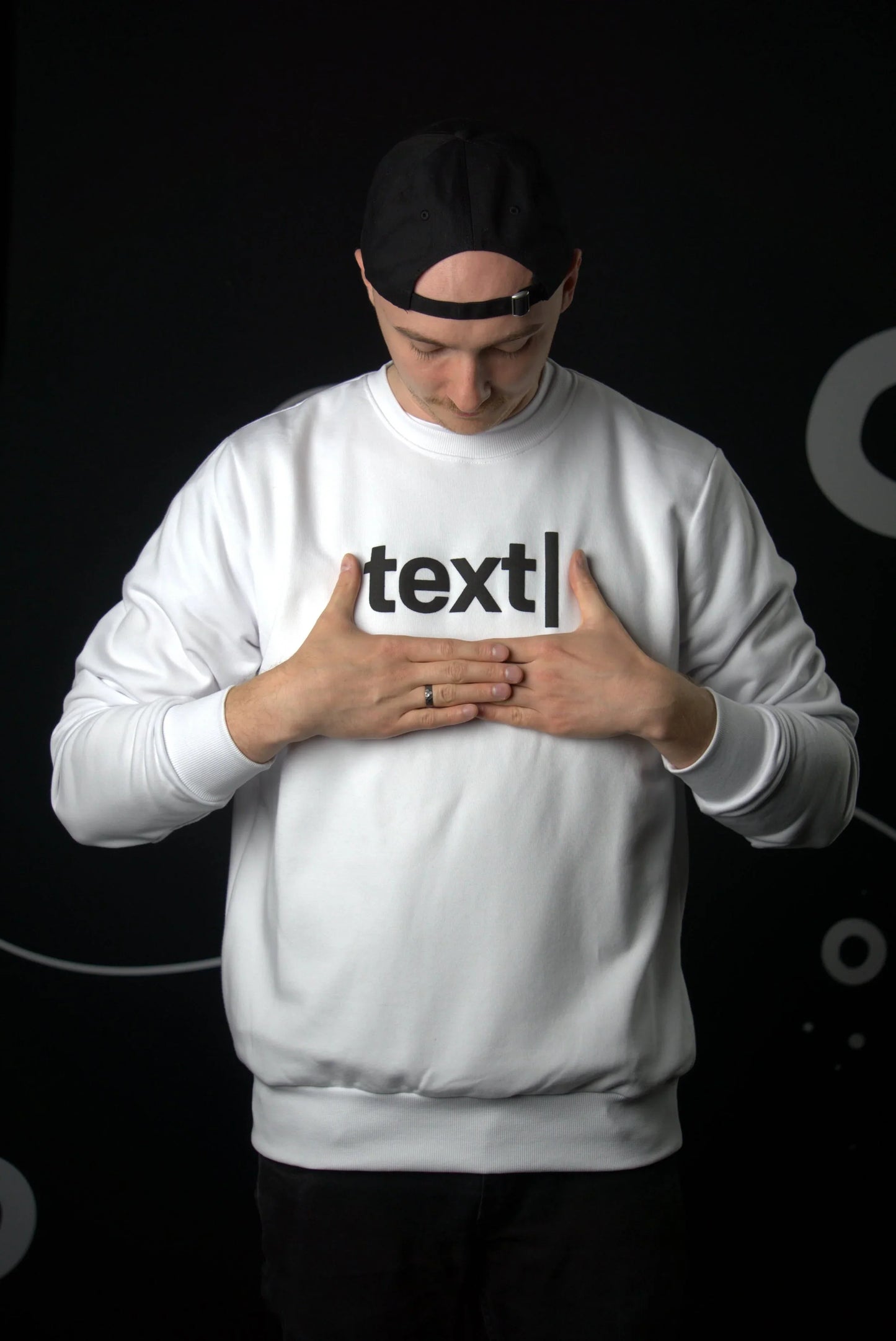 text| Sweatshirt | Unisex | white