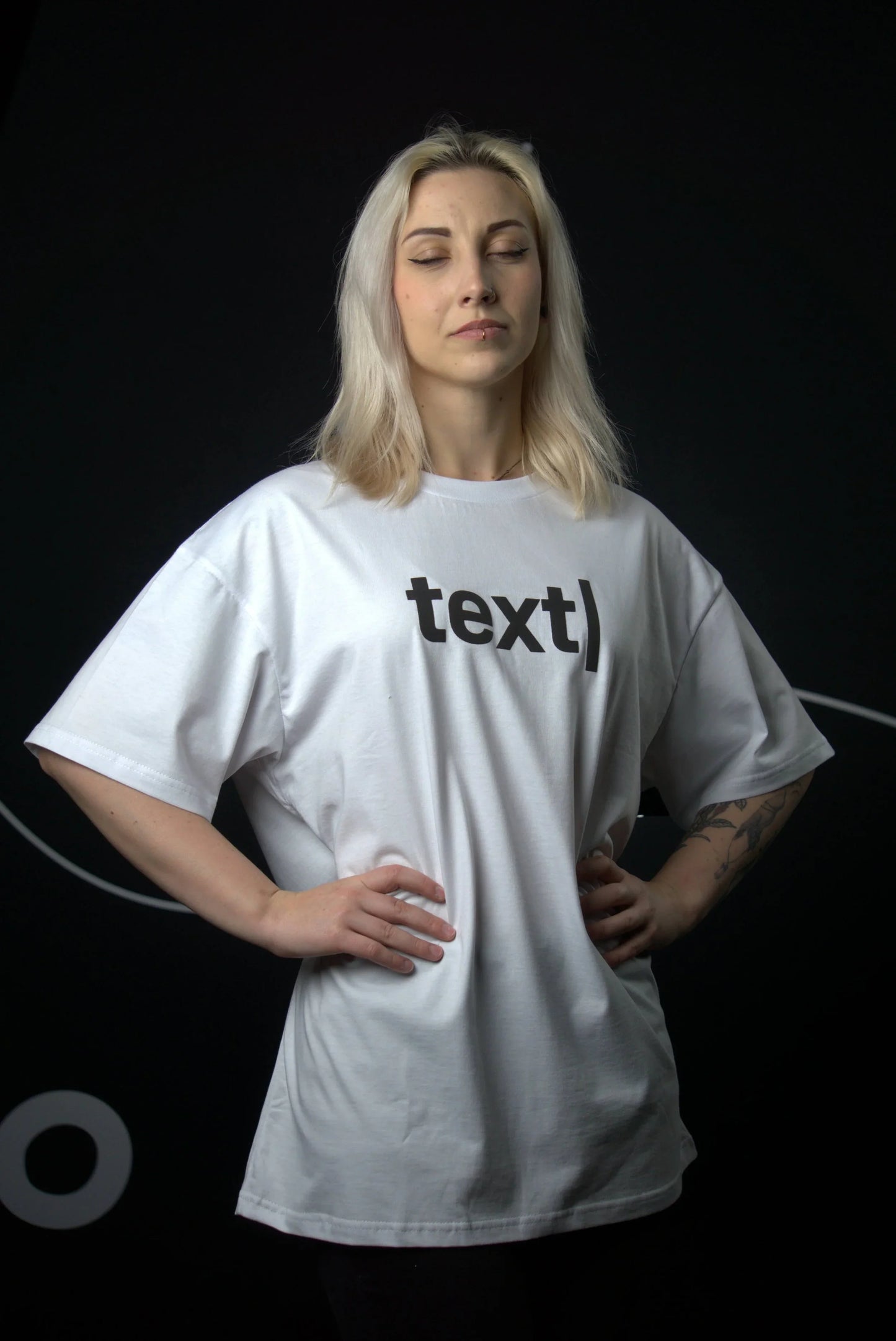 text| T-shirt | Unisex | white